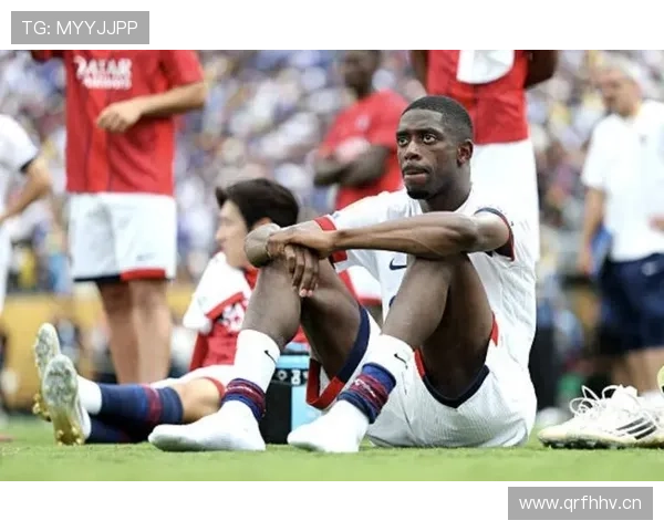 登贝莱今天穿的鞋比我一月工资还贵，这生活到底怎么活的…